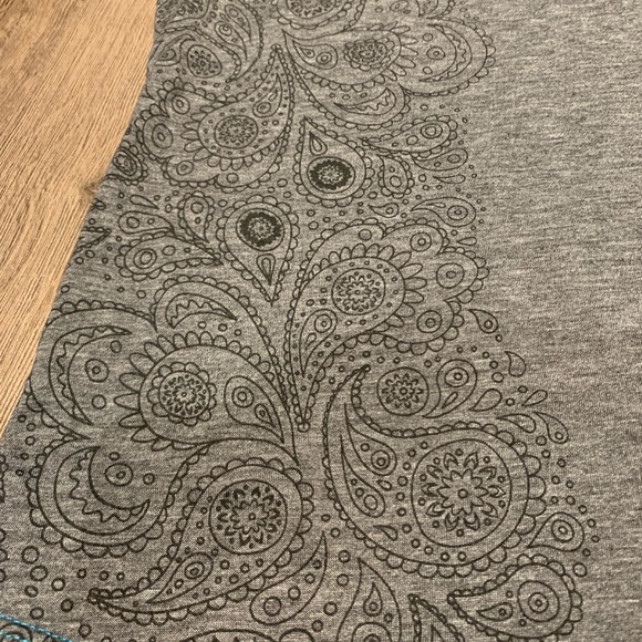 Womens outdoor t-shirt. Size small. EUC - Picture 3 of 3